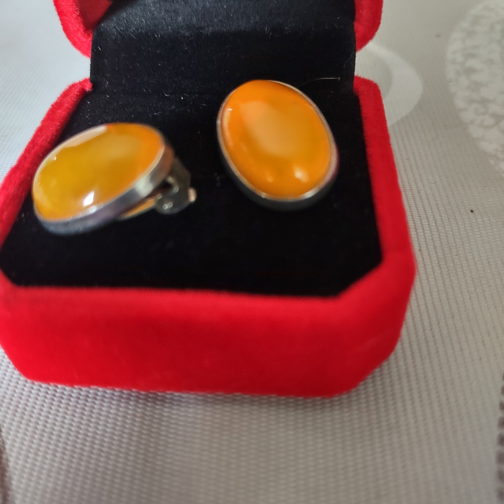 vintage Egg Yolk Baltic Amber Earrings - Sterling Silver - Clip-on - Picture 3 of 16